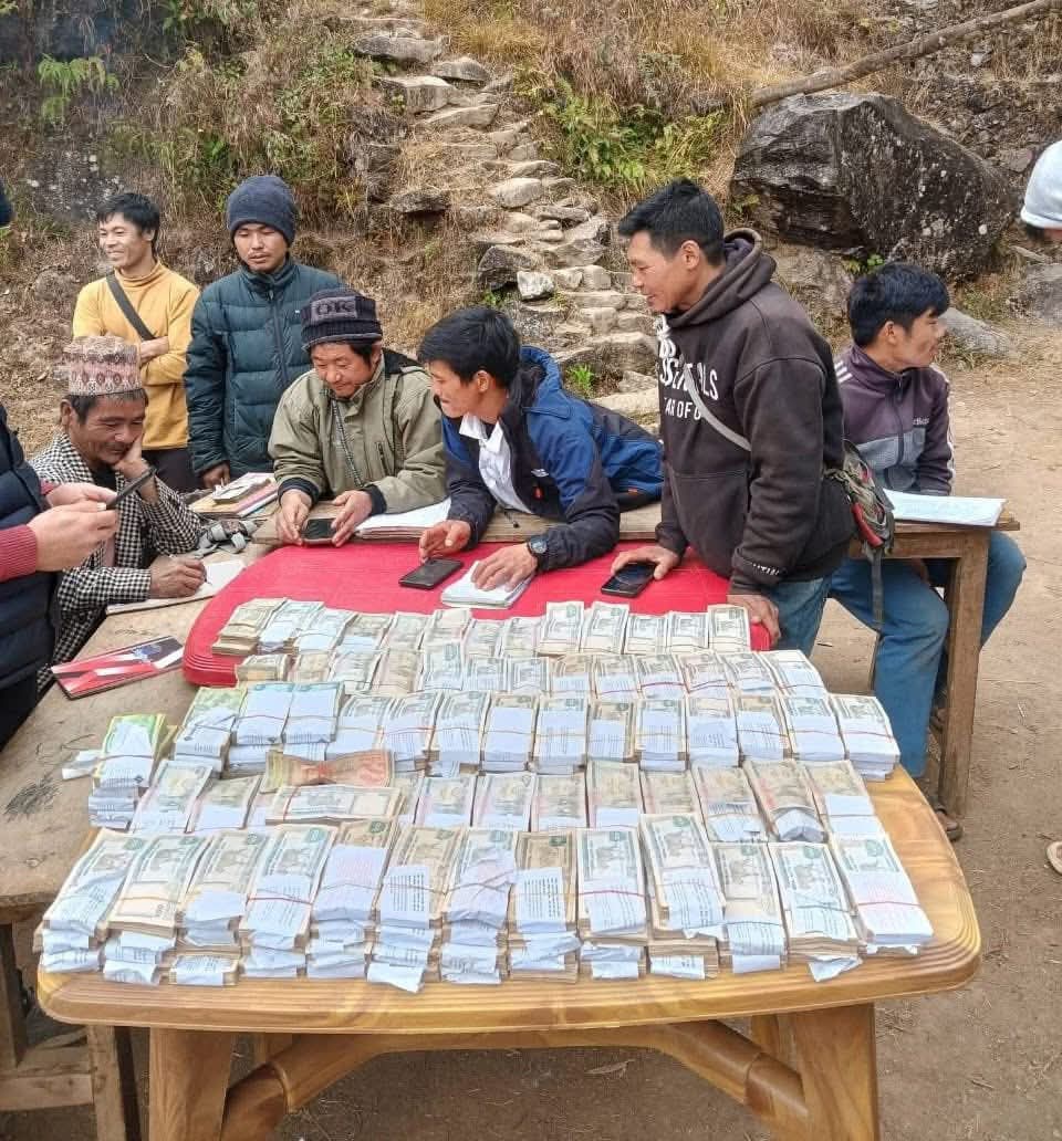 "सामूहिक खेतीले फेरियो सिसुवाखोलाको मुहार, एकै गाउँमा भित्रियो करोडौँ" - Image 1