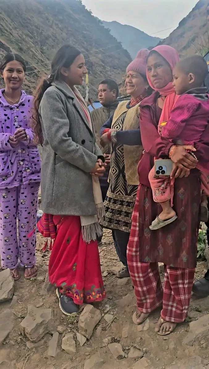 -- तस्विरमा कर्णाली र सुदुरपश्चिमको झलक, जहाँ म भन्दै थिएँ रास्वपा तपाईहरुको लागि हो। - Image 1