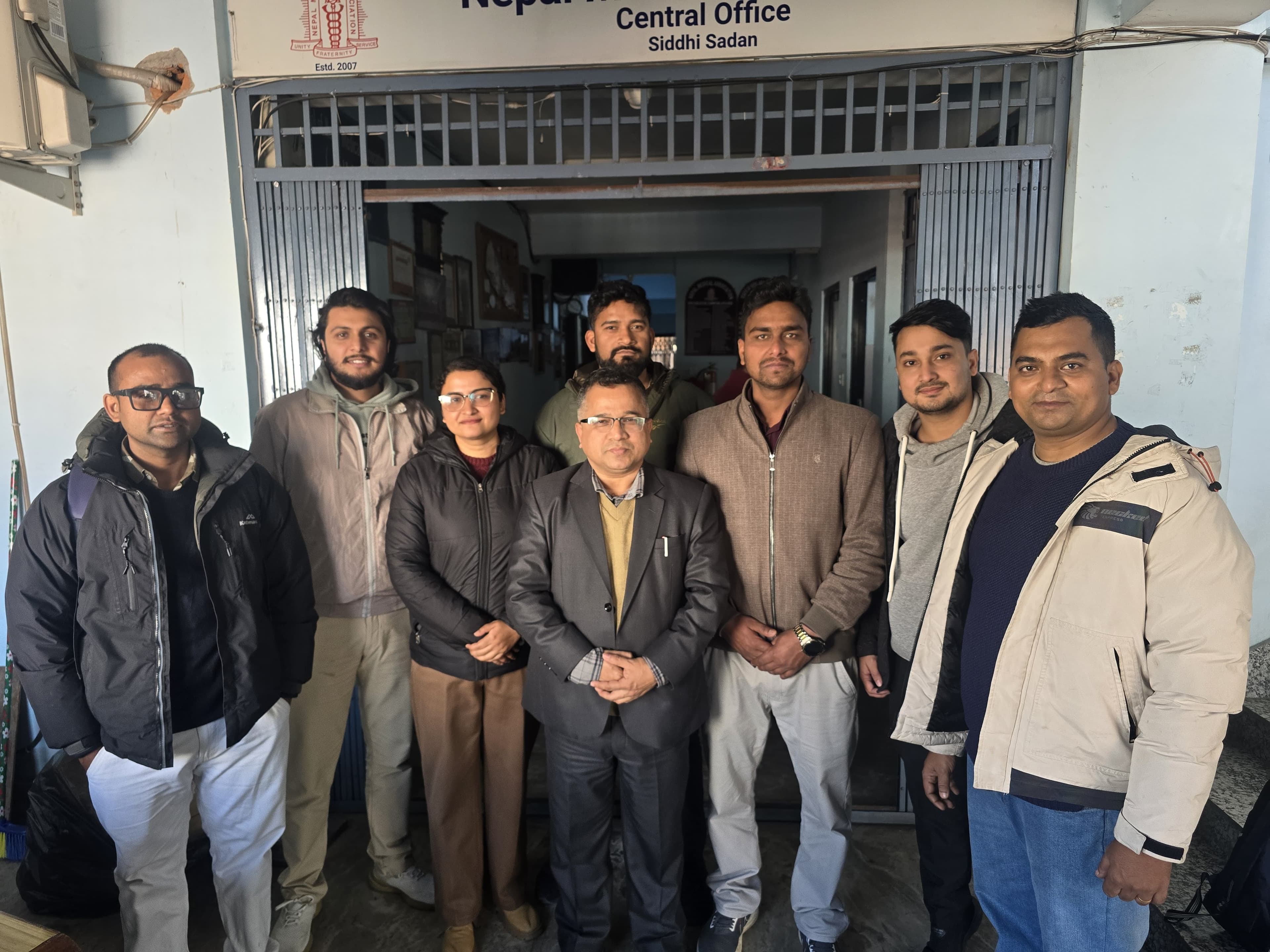 नेपाल चिकित्सक संघको निर्वाचन: डा. बद्री रिजालको नेतृत्वमा उम्मेदवारी घोषणा